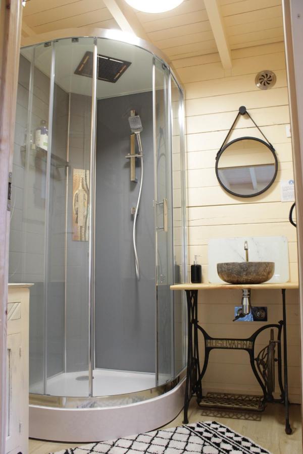 Chalet Cosy En Lisiere De Foret Paule Bagian luar foto
